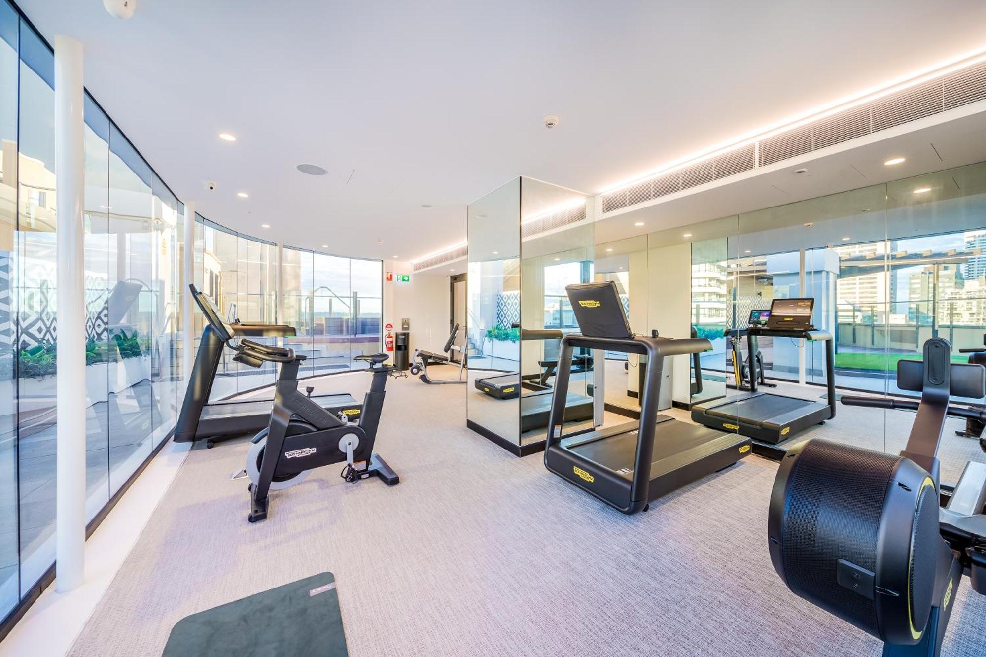 Oaks Sydney Hyde Park Suites Екстериор снимка